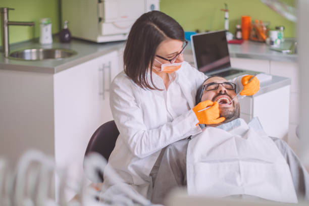 Best Emergency Dental Care for Abscessed Tooth in Lake Magdalene, FL