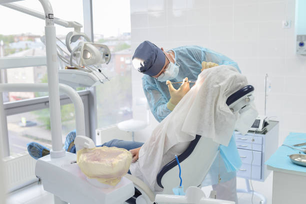 Best Mobile Emergency Dentist in Lake Magdalene, FL